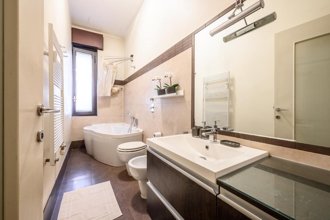 Appartement The Lantern Flat - Darsena Area à Milan Extérieur photo
