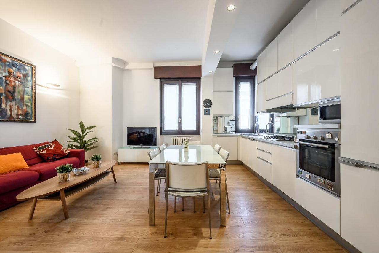 Appartement The Lantern Flat - Darsena Area à Milan Extérieur photo