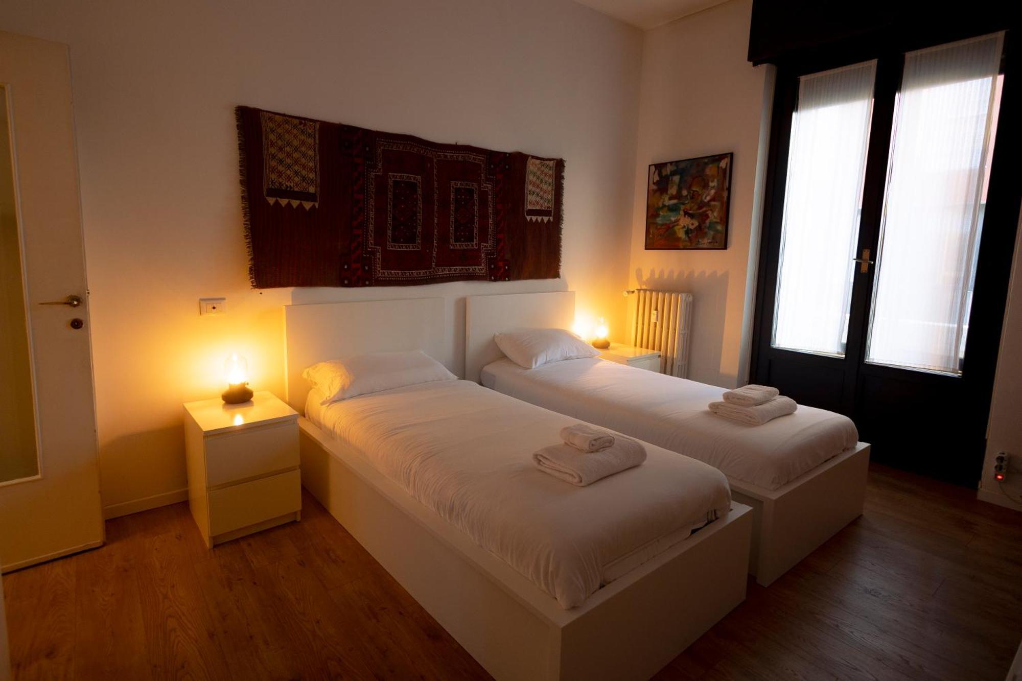 Appartement The Lantern Flat - Darsena Area à Milan Extérieur photo